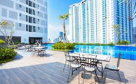 Stay With Me Saigon Apartment - Rivergate Residence